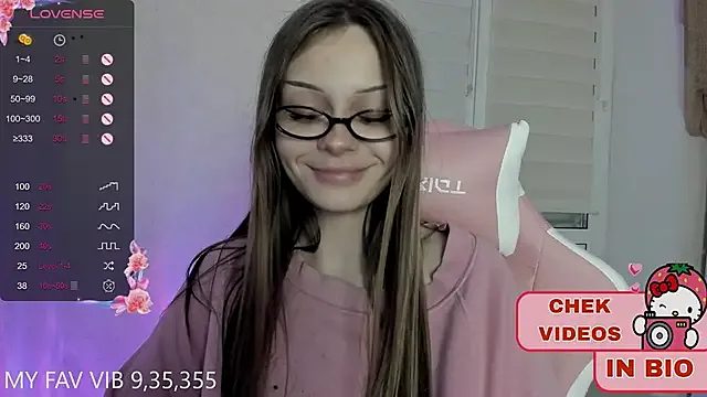 Offline shy_melony on StripChat
