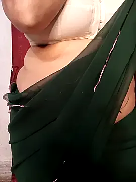 Offline Sneha_gril on StripChat