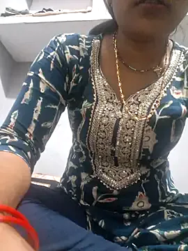 Offline sonikumari_ on StripChat