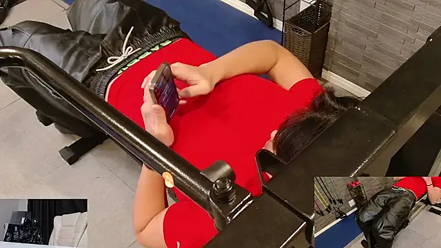 Group Stretch-man on StripChat