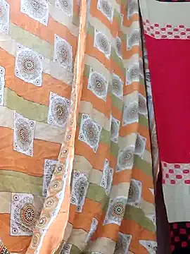 Offline Sugar-n-spicy on StripChat