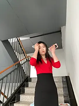 Offline sunny-520 on StripChat