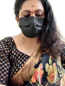 Offline Sweetie_swetha37 on StripChat