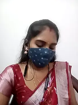 Offline Tamil_roja17 on StripChat