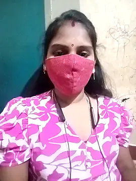 Offline Tamil_roja17 on StripChat