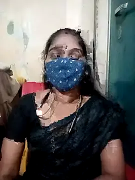 Offline Tamil_roja17 on StripChat