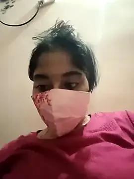 Offline Tamil_White_Rose on StripChat