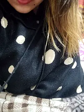 Freechat Tanha18 on StripChat