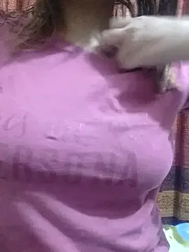 Freechat Tanha18 on StripChat