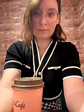 Offline The_Snowwhitee on StripChat