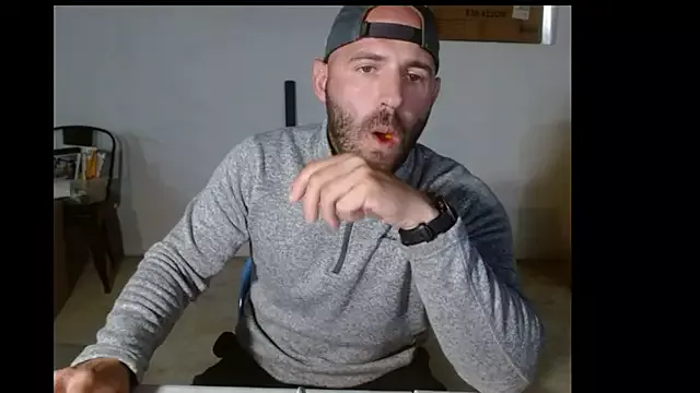 Offline TheNakedPreacher on StripChat