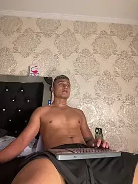 Freechat ThiagoBlaze on StripChat