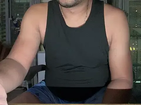 Offline ThickDick_Daddy on StripChat