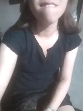 Freechat tieutam122 on StripChat