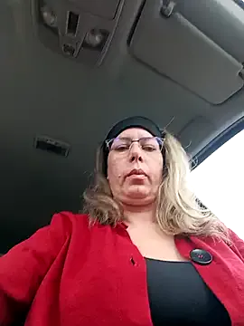 Freechat uber_babe on StripChat