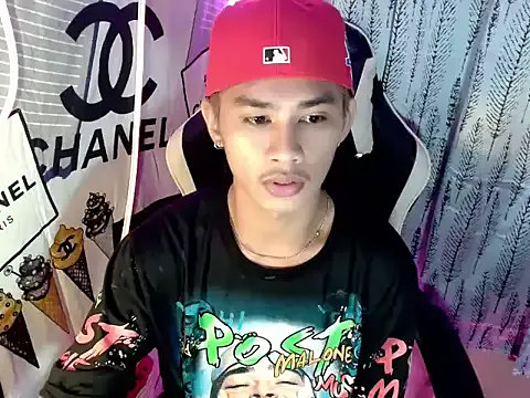 Offline UrPinoyhot on StripChat