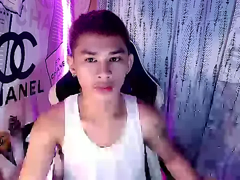 Offline UrPinoyhot on StripChat