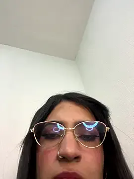 Freechat ValentinaEvanz on StripChat