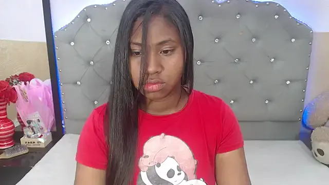 Freechat valentinavega18x on StripChat