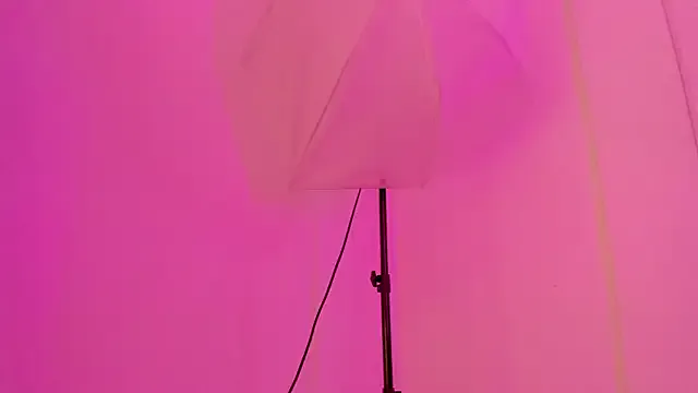 Offline violet_taylor_ on StripChat