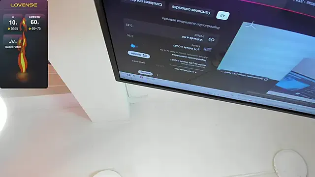 Offline wandaliones on StripChat