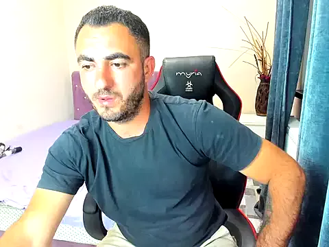 Offline Wild_Stalion on StripChat