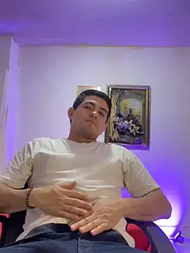 williamsmiiths16 on StripChat