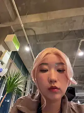 Offline winter11 on StripChat