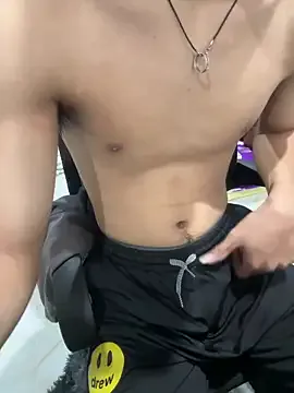 Offline xiao_men on StripChat