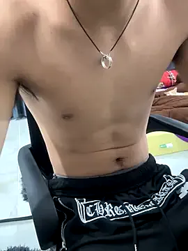 Offline xiao_men on StripChat