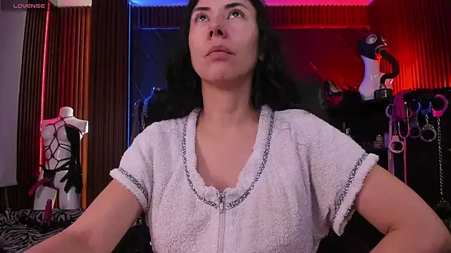 Offline XiaQueen on StripChat