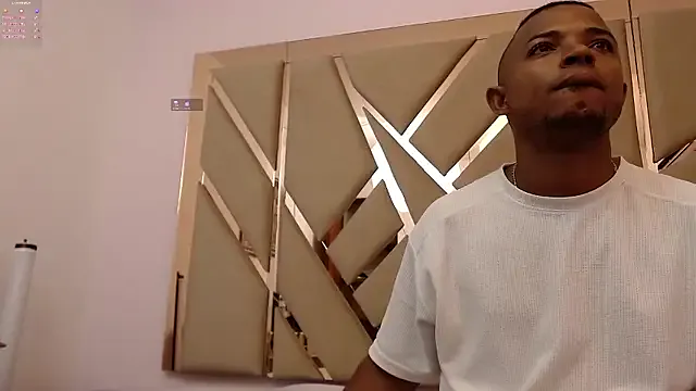 Offline you_and_i9 on StripChat