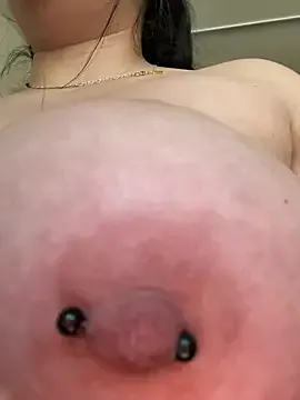 Freechat Yui-Ch06 on StripChat