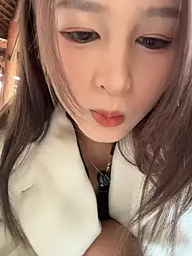 Offline yuki_june on StripChat