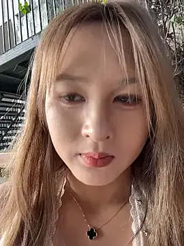 Offline yuki_june on StripChat