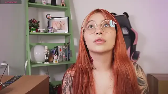 Offline YunoRose_ on StripChat