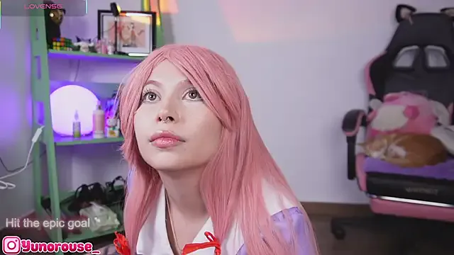 Offline YunoRose_ on StripChat