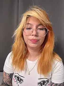 Offline YunoRose_ on StripChat